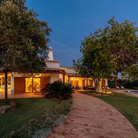 Monte Santo Estevao 别墅 *